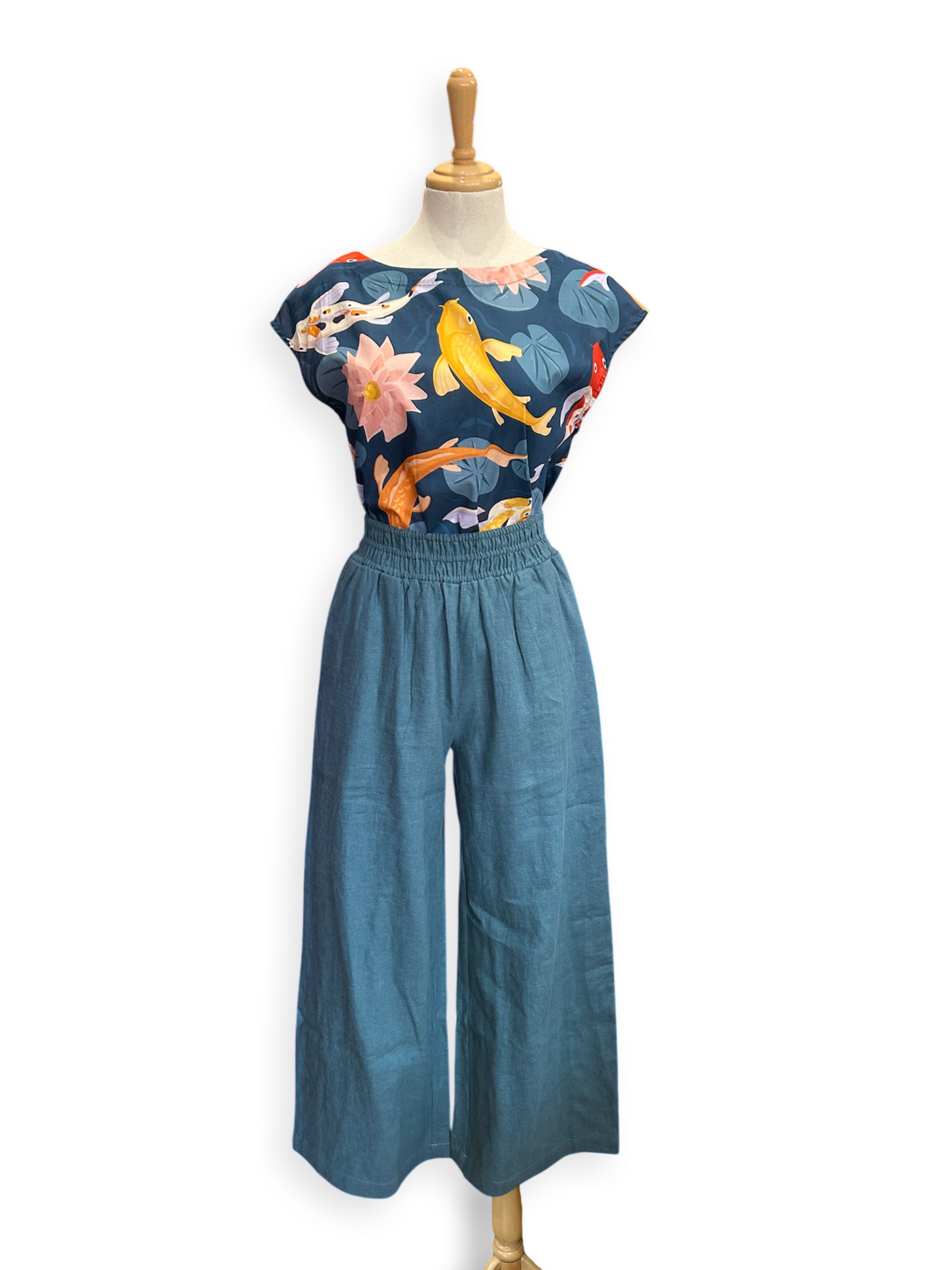 Lindsey Top - Koi pond