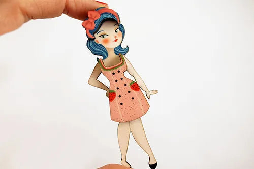 Laliblue Girl outfit Brooch