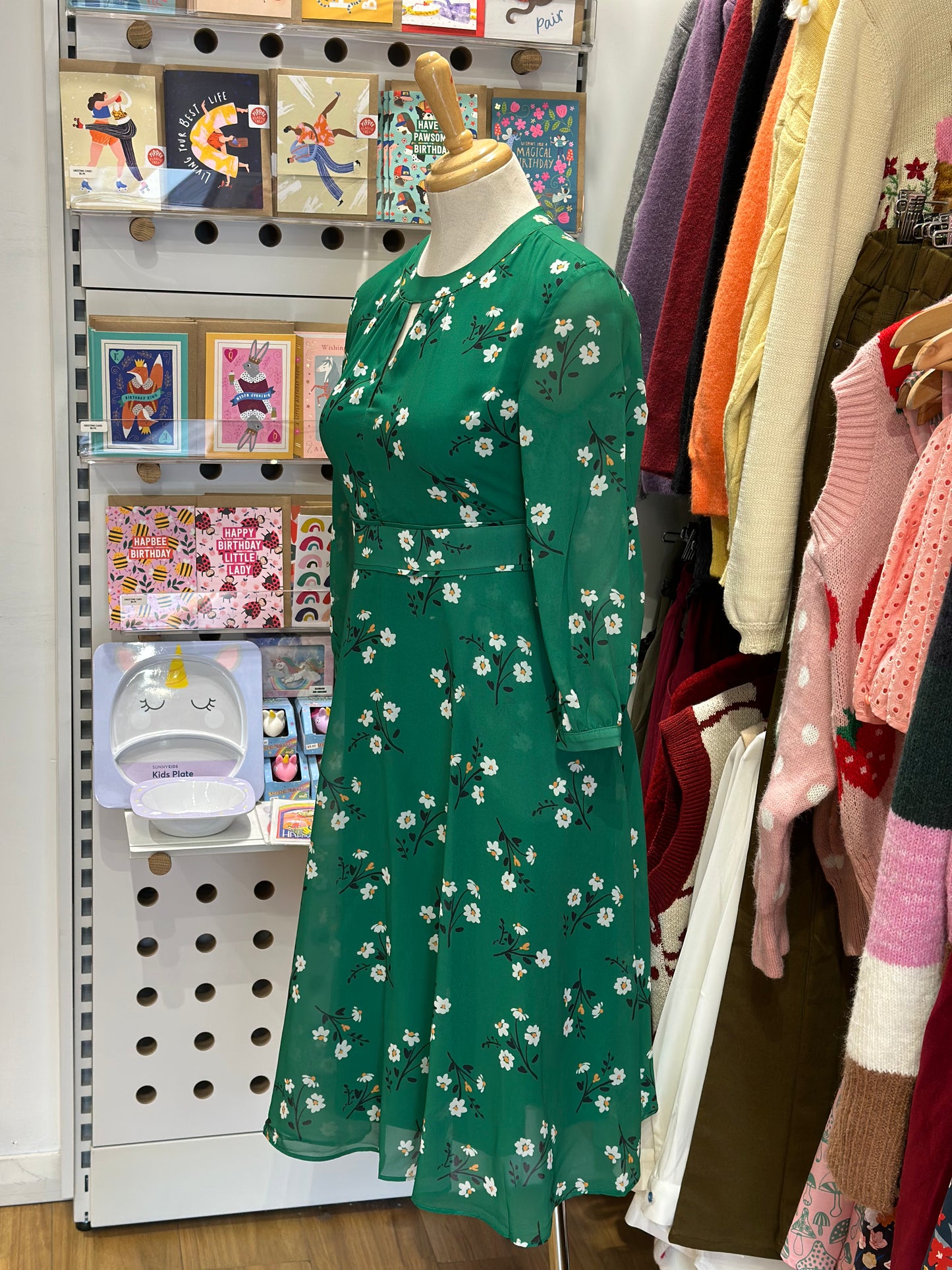 Mia Dress - Daisy