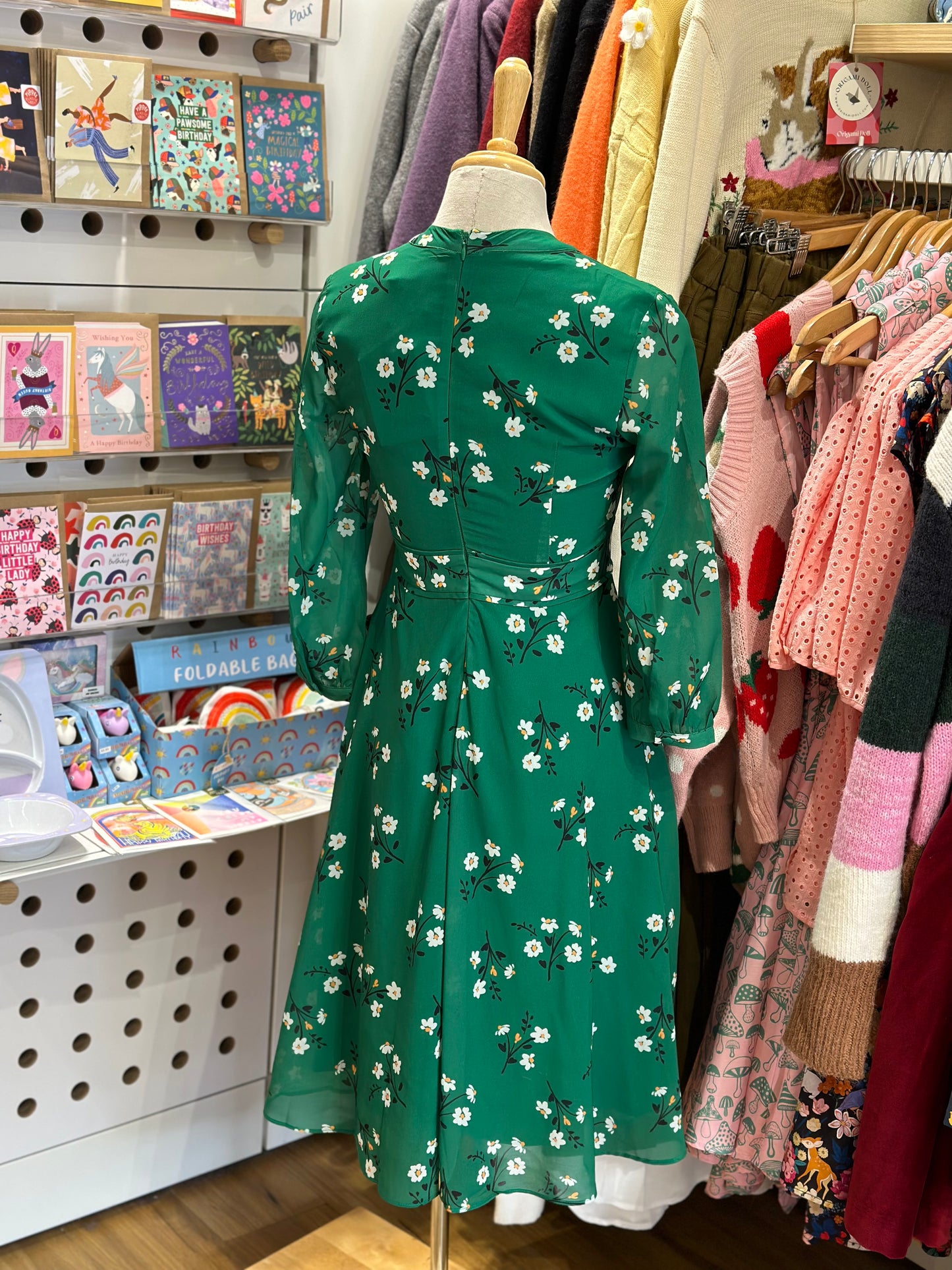 Mia Dress - Daisy
