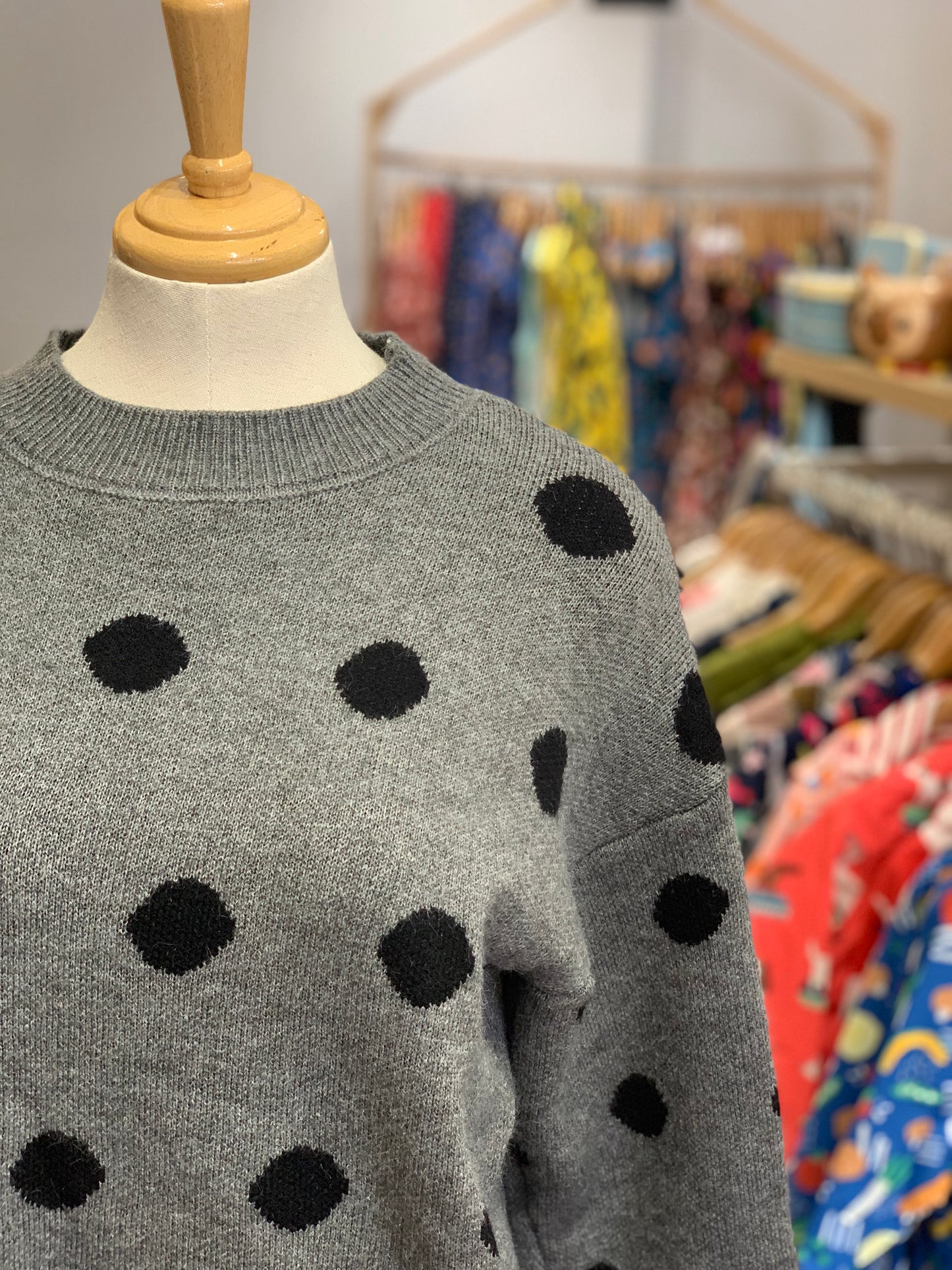 Polkadot pullover (3 Colours Available)