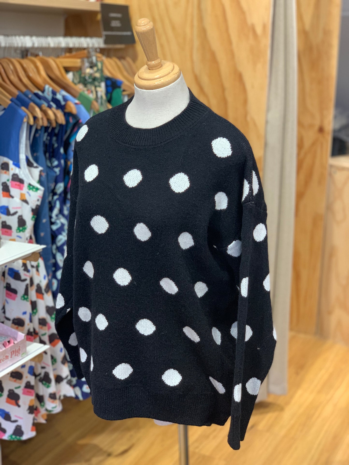 Polkadot pullover (3 Colours Available)