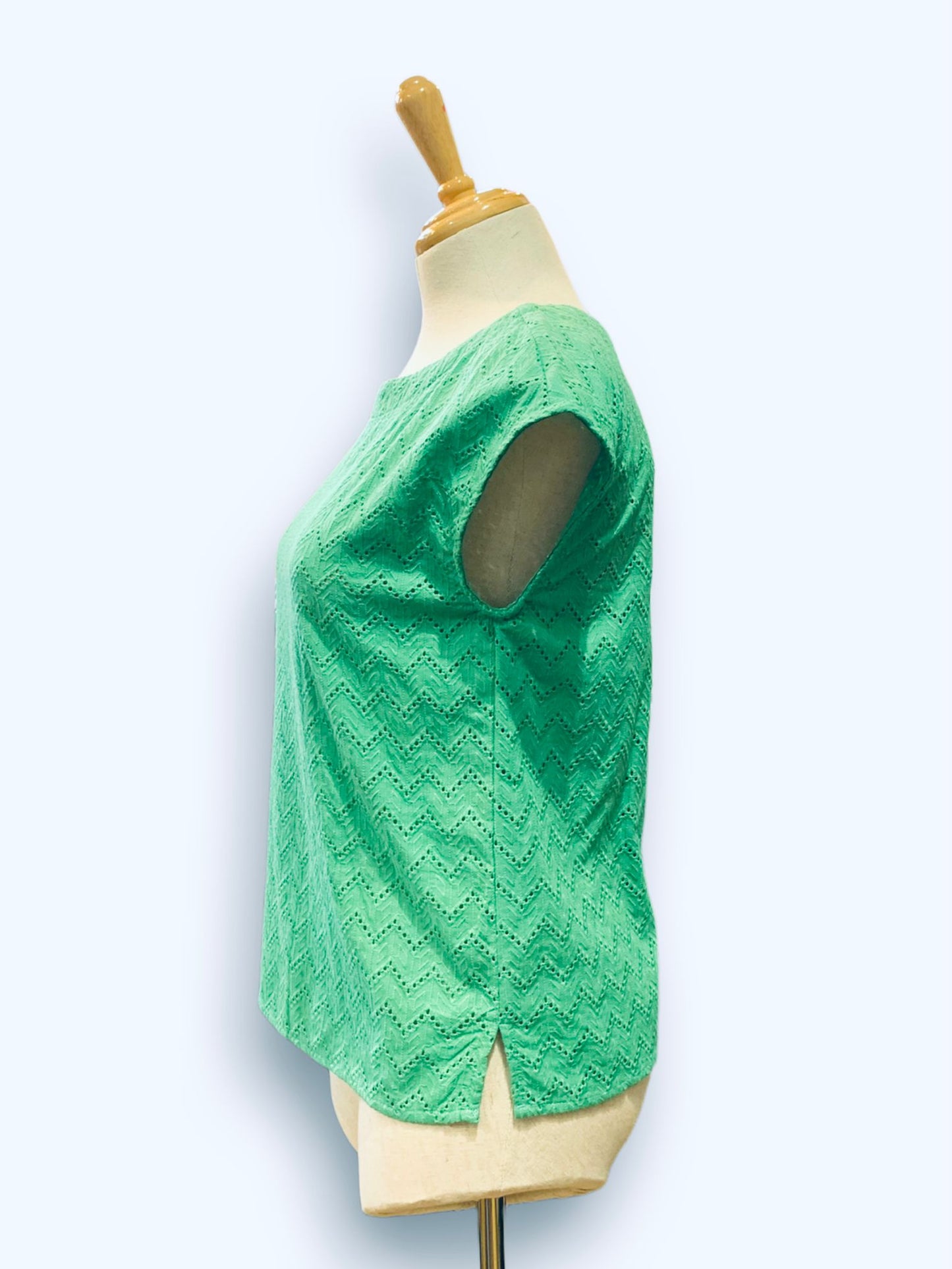 Lindsey Top Zig Zag - Embroidered Green