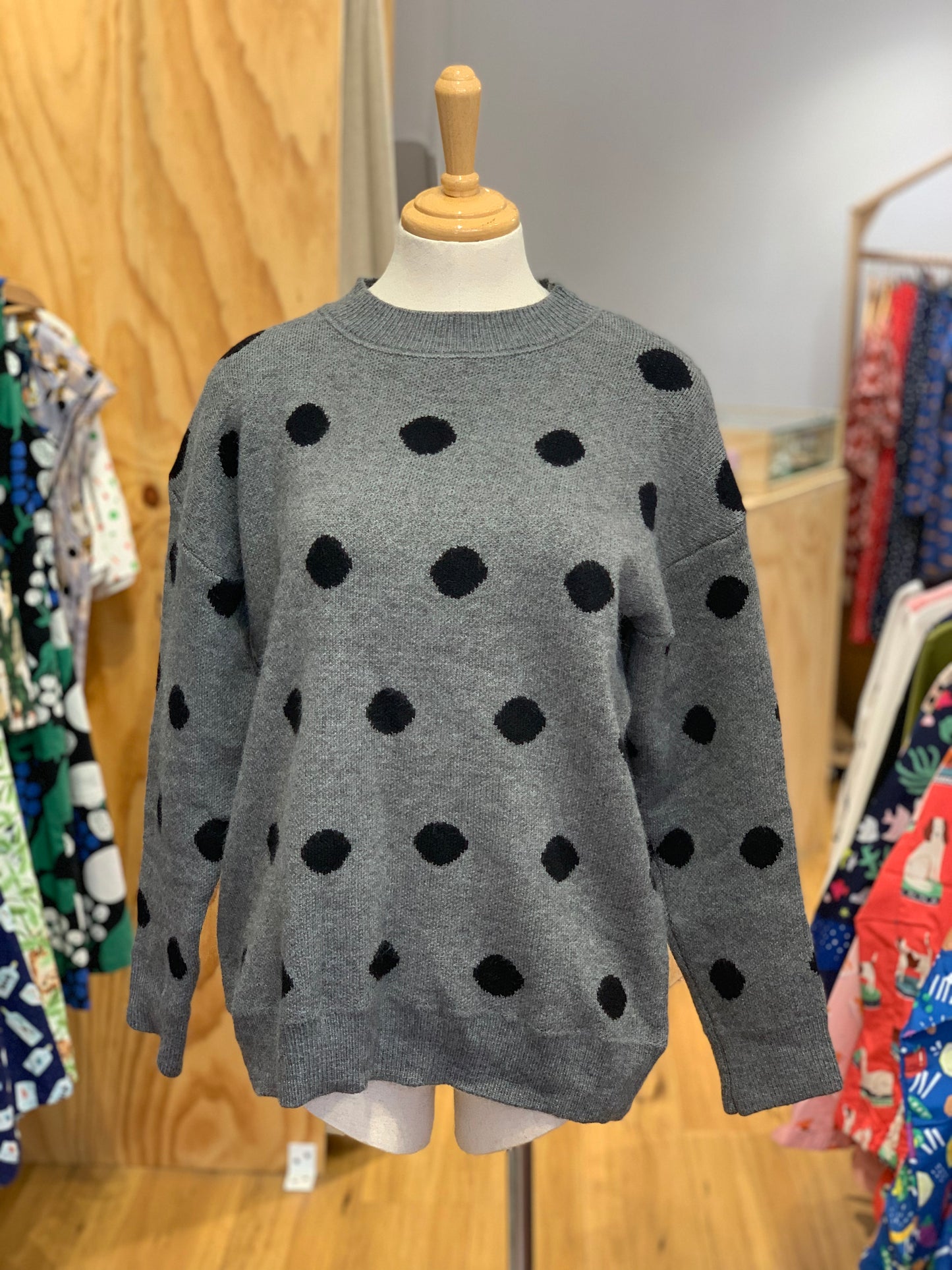 Polkadot pullover (3 Colours Available)