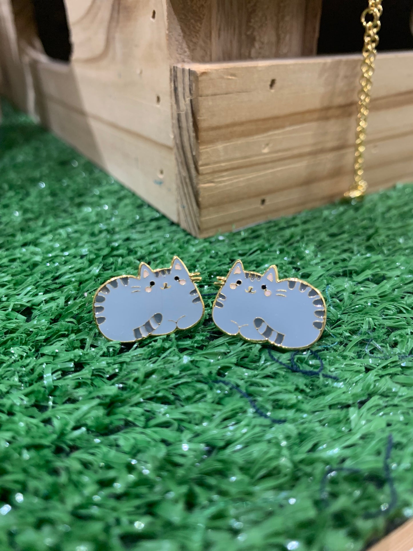 Grey Cat Earring