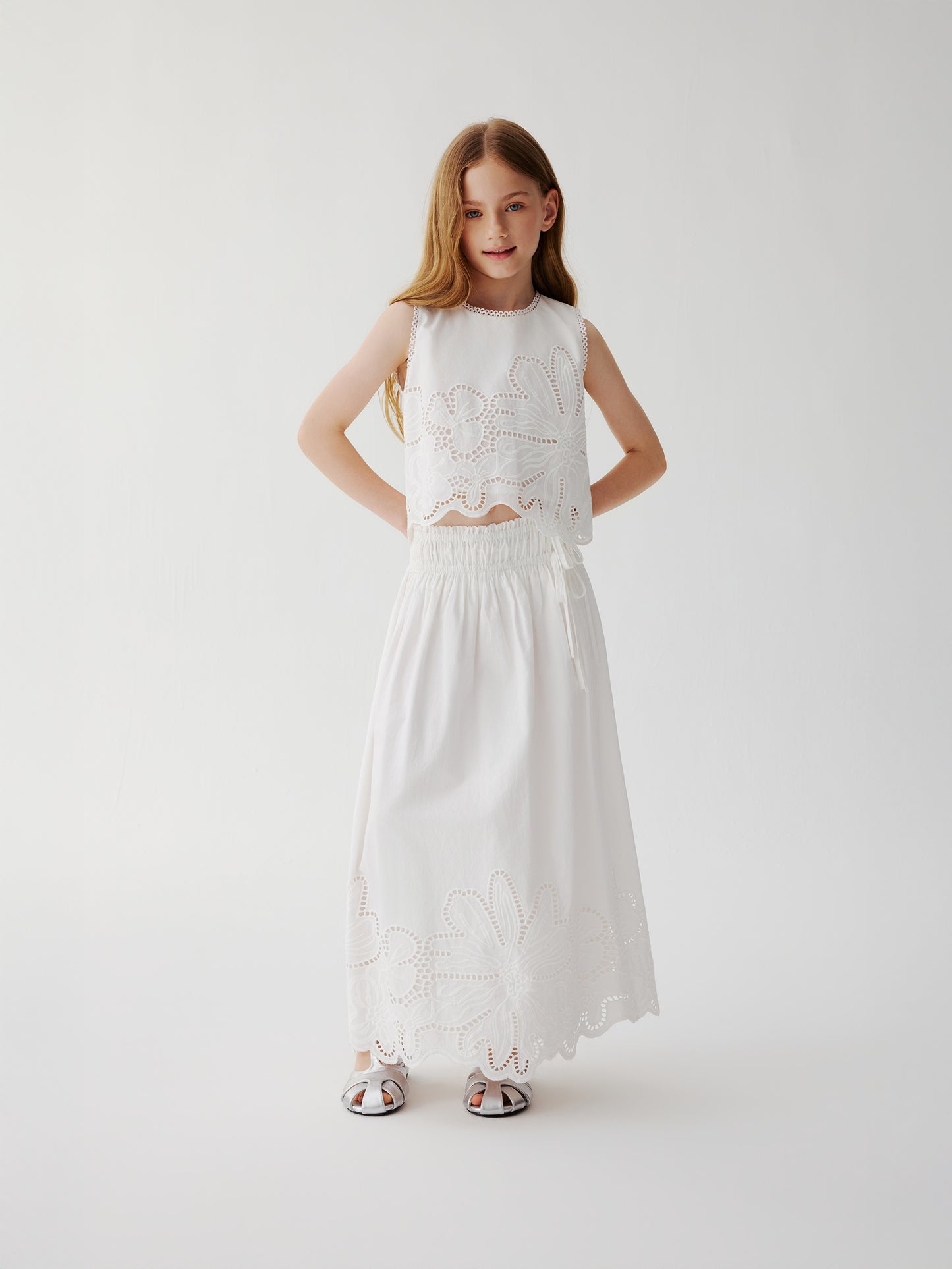 Chloe Eyelet Maxi Skirt (white)
