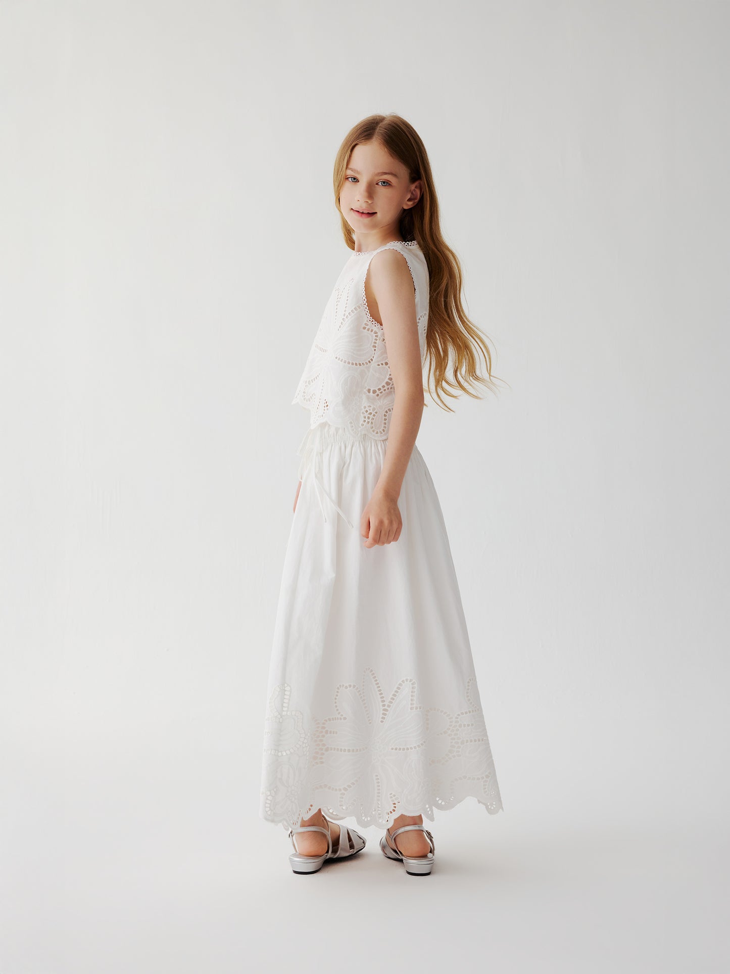Chloe Eyelet Maxi Skirt (white)