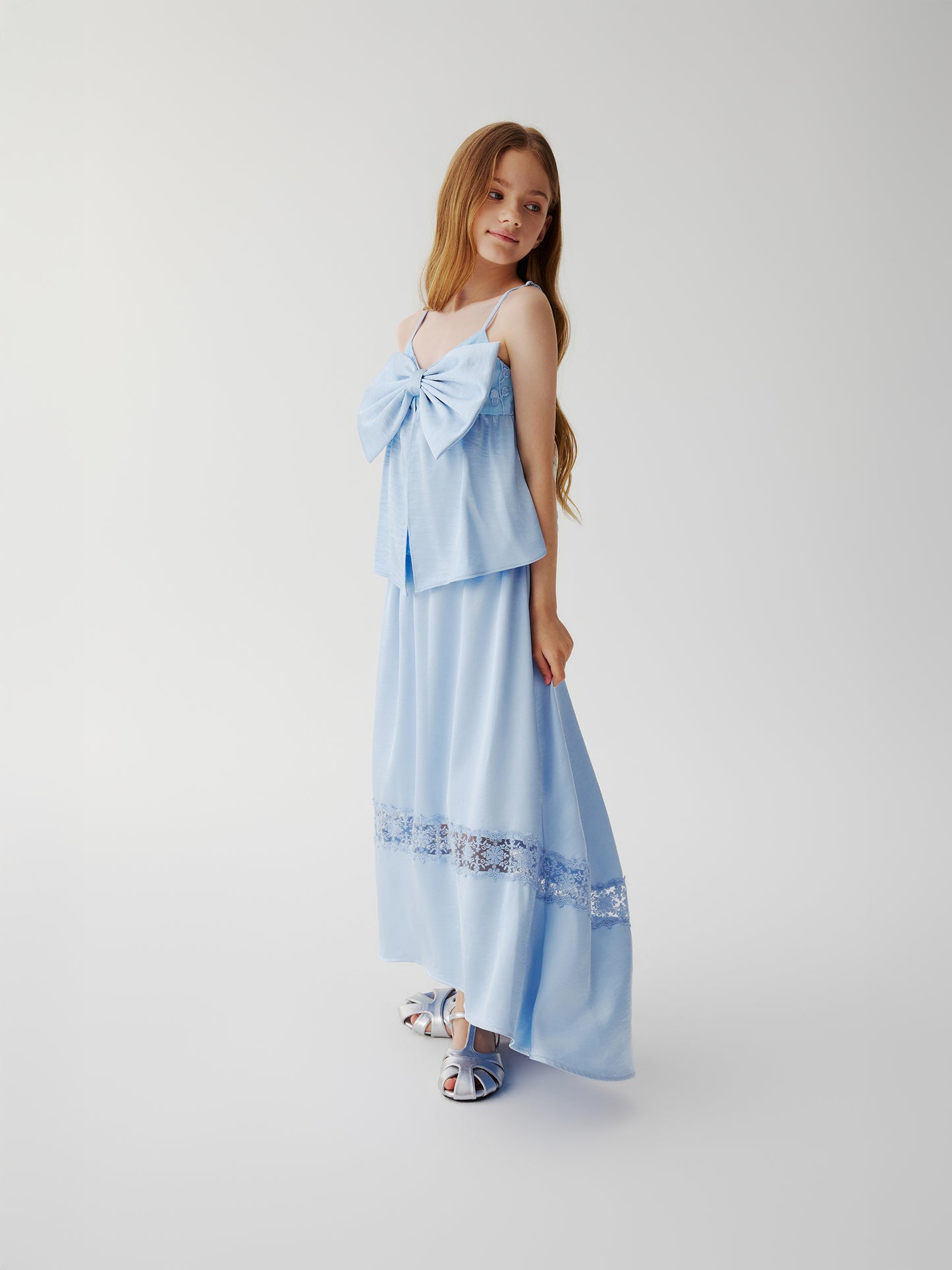 Pearl Lace Maxi Skirt (blue)