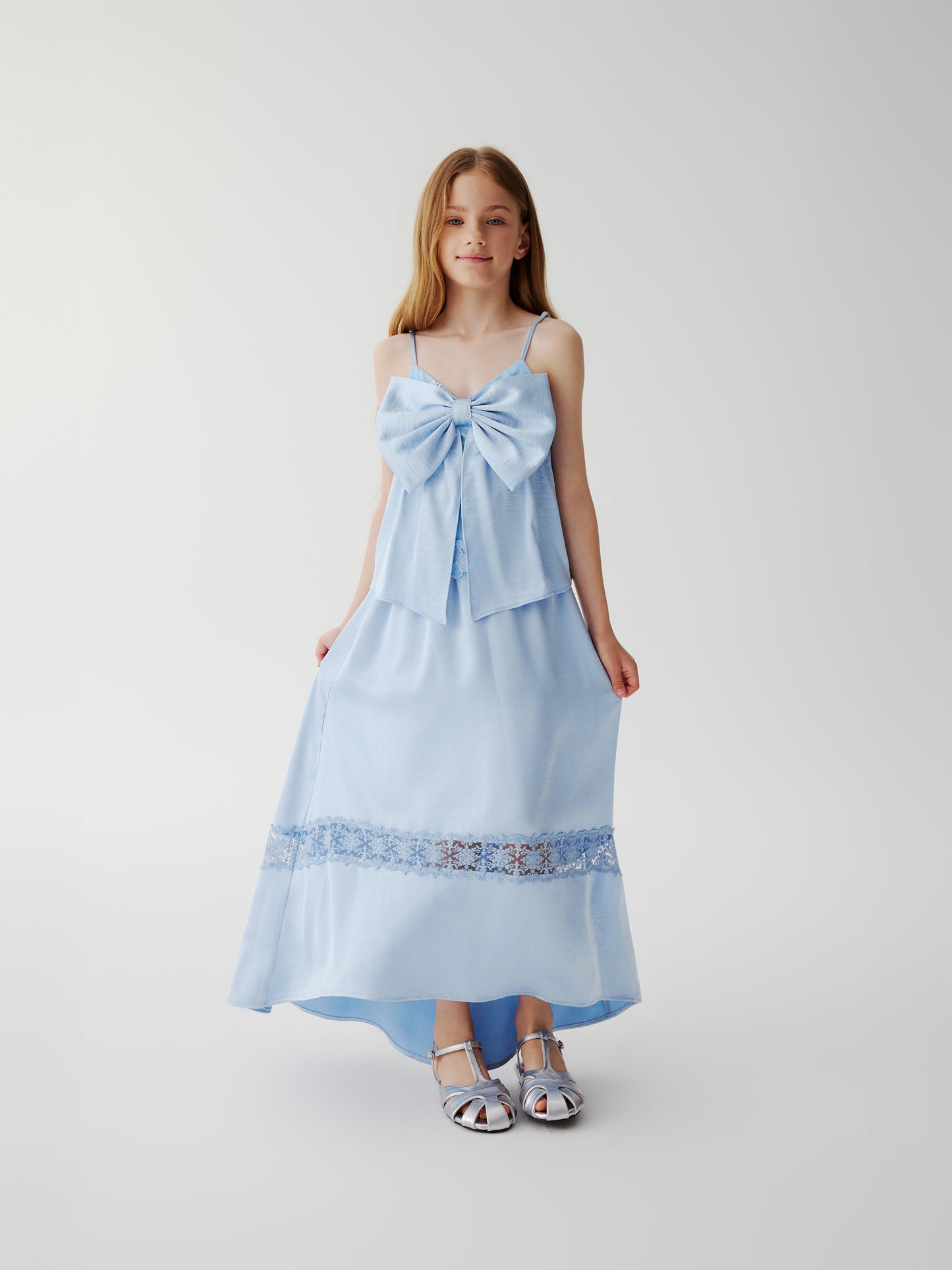 Pearl Lace Maxi Skirt (blue)