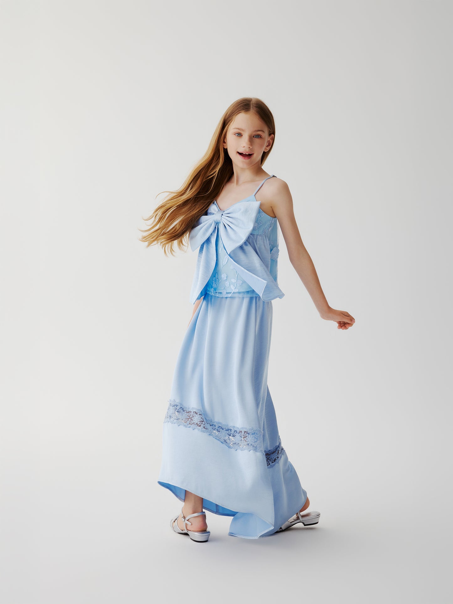 Pearl Lace Maxi Skirt (blue)