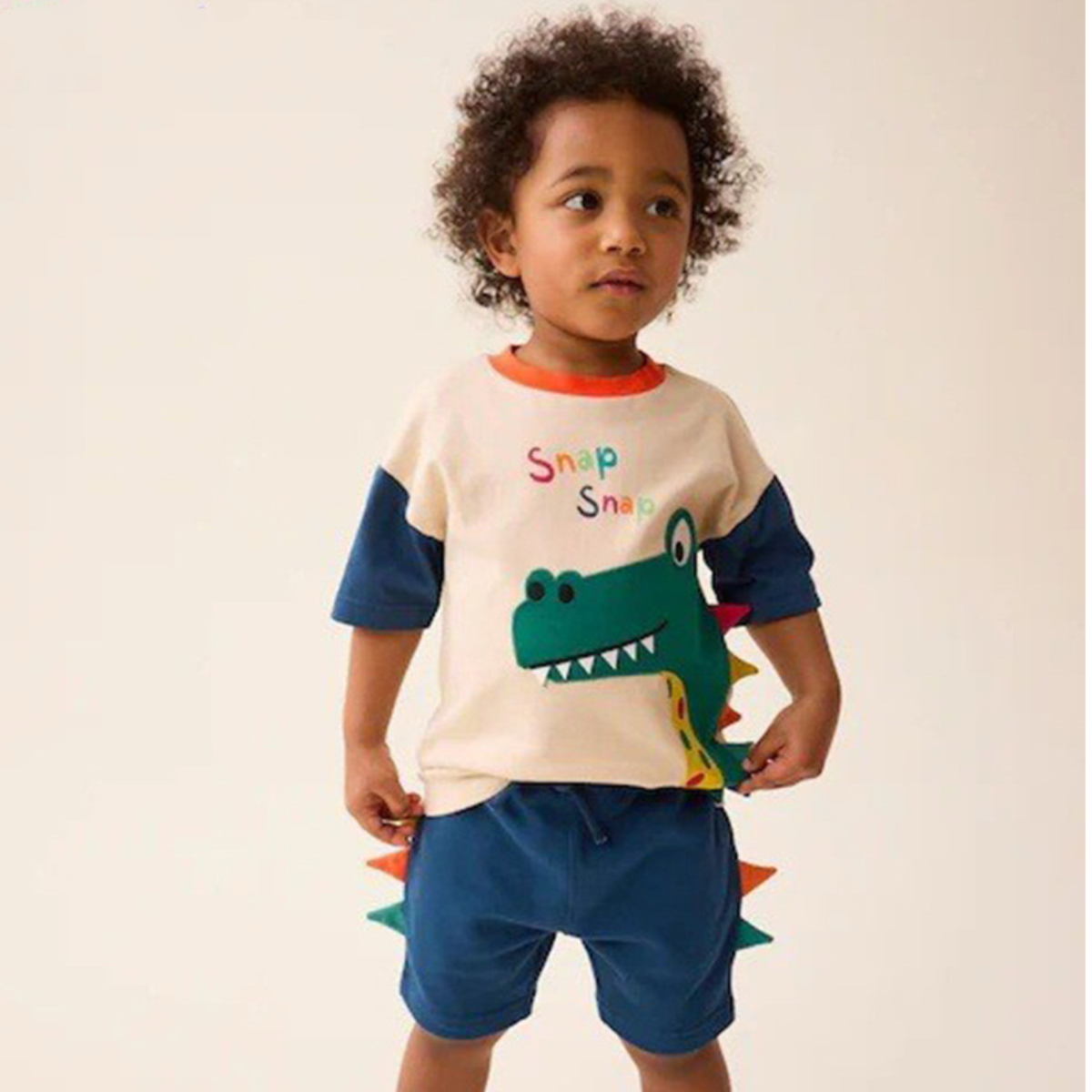 3D Crocodile Spike T-Shirt and Shorts Play Set