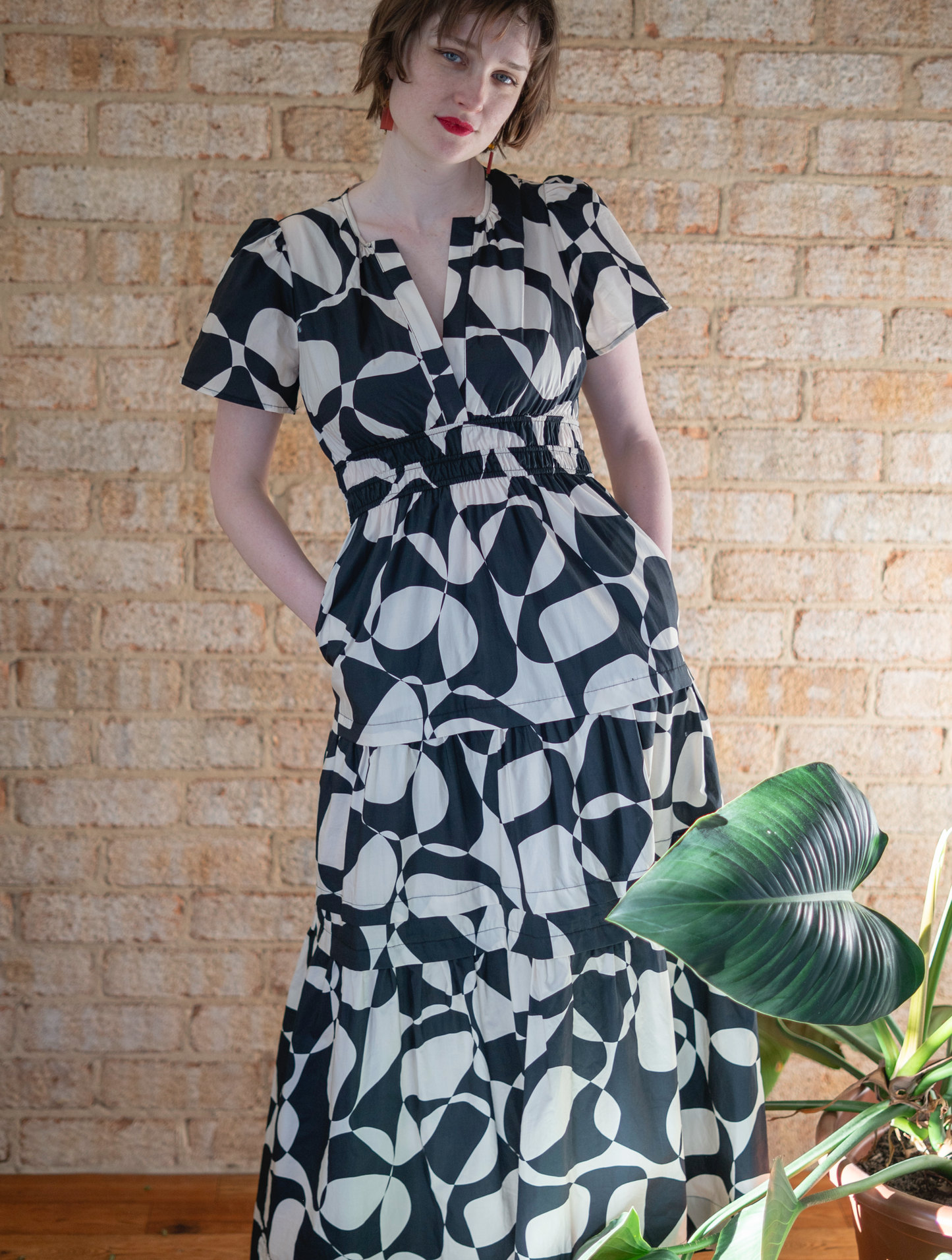 Hanna Dress - black and white abstract