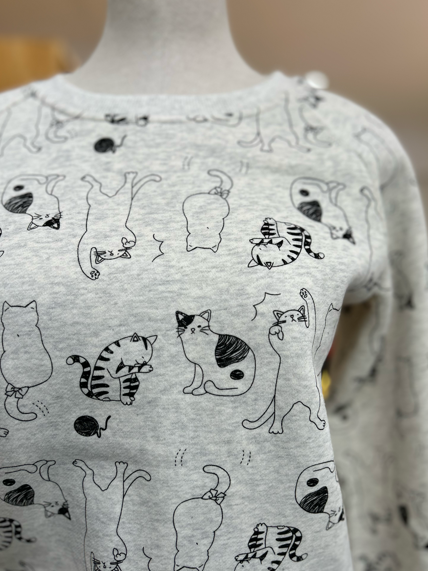Amanda Sweater - cat (fleece)
