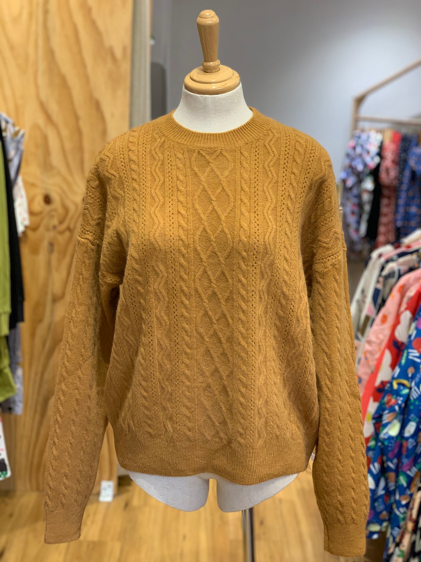 Cable Knit  pullover